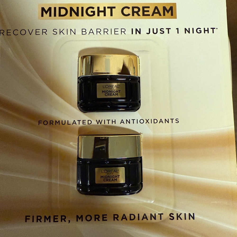L'Oreal Midnight Cream - Elegant Gold and Black